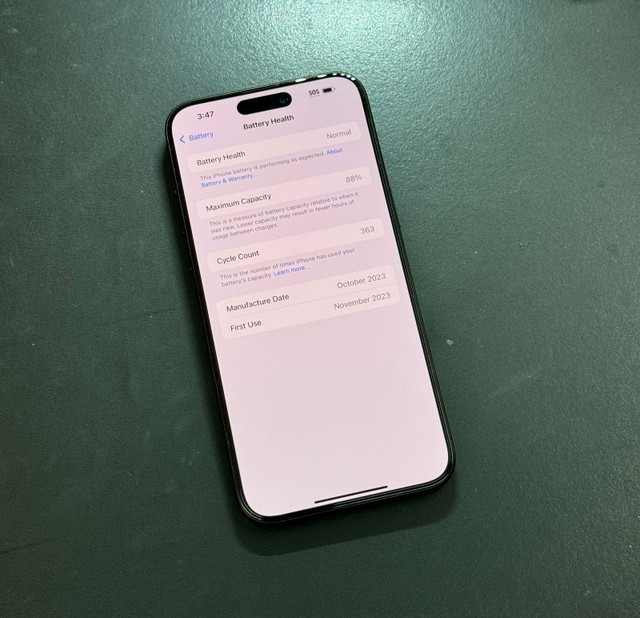 PHONE 15 PRO MAX 256gb BLACK BATTERY HEALTH 88% in Cell Phones in City of Toronto - Image 3