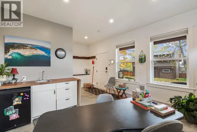 3328 Third St Cumberland, British Columbia in Houses for Sale in Comox / Courtenay / Cumberland - Image 34