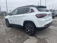 Clean Car Fax**One Owner Trade In**Jeep**Compass**Limited**4x4**Leather Seats**Heated and Ventilated... (image 6)