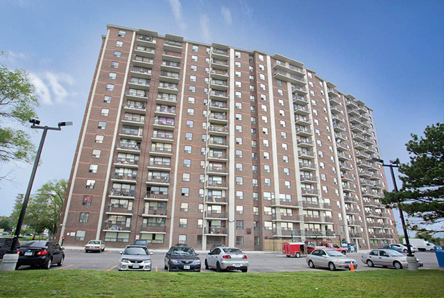 Scarborough Golf Apartments - 1 Bdrm available at 567 Scarboroug in Long Term Rentals in City of Toronto