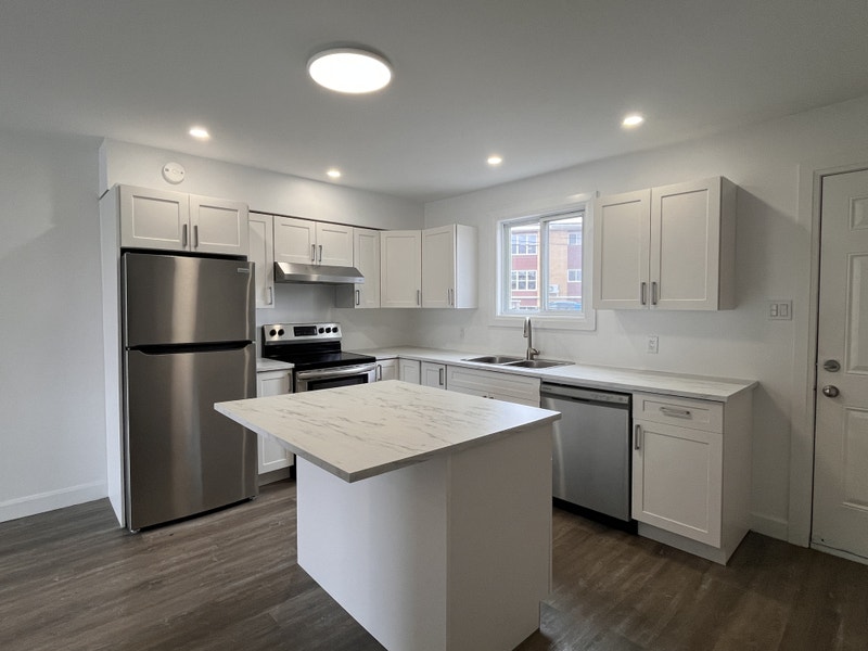 379 ELMWOOD 2 BEDROOM RENOVATED JUNE 15th Long Term Rentals Moncton Kijiji