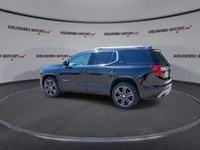 // ACCIDENT FREE!! // This 2023 GMC Acadia SLT AWD is a well-equipped midsize SUV built for busy fam... (image 5)
