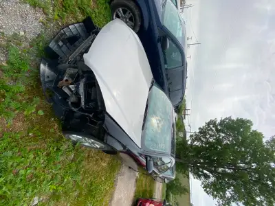 2012 Chevy Impala 148 km 3.6 engine Auto Loaded NEEDS SAFETY - Have list Rocker panel repairs Salvag...