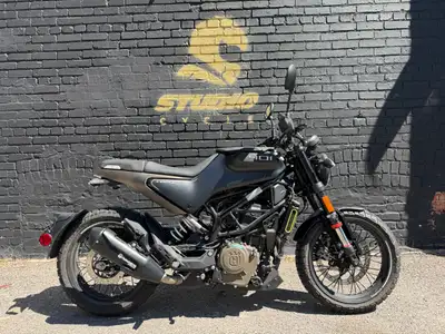 2022 Husqvarna Svartpilen 401 3280 km $4299 + licensing & HST With its spoked wheels and knobby Pire...