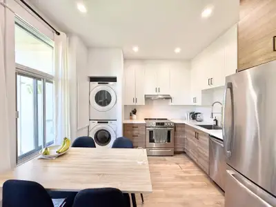 4 1/2- 4 1 2-4 et demi-4 and half-sud ouest-juillet-stationnement inclus-appartement-appart a louer-...