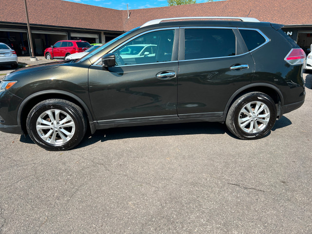 2015 Nissan Rogue Sv w/12 Month Powertrain Warranty in Cars & Trucks in Ottawa - Image 2