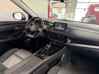 1 Owner, O Accident, Low Kms. used Nissan Rogue CW Autoking 1.5 Liter Turbo3 Cyl., Auto O/D, Air, Ti... (image 8)