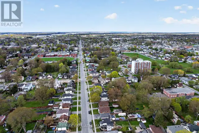 335 FIFTH STREET E Cornwall, Ontario in Houses for Sale in Cornwall - Image 41