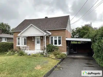 Charmante maison chaleureuse, tout en briques parfaitement située, dans un quartier familial, près d...