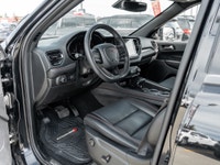 JUST ARRIVED AND SUPER CLEAN!Pricing Policy: Advertised Price based on Finance Purchase only All cas... (image 8)