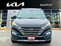 Low Mileage, Navigation, Sunroof, Leather Seats, Heated Seats, Power Tailgate! "Stratford Kia Used C... (image 1)