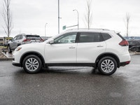 No Accidents - AWD - Heated Front Seats - Heated Steering Wheel - Backup Camera Practical, stylish,... (image 5)