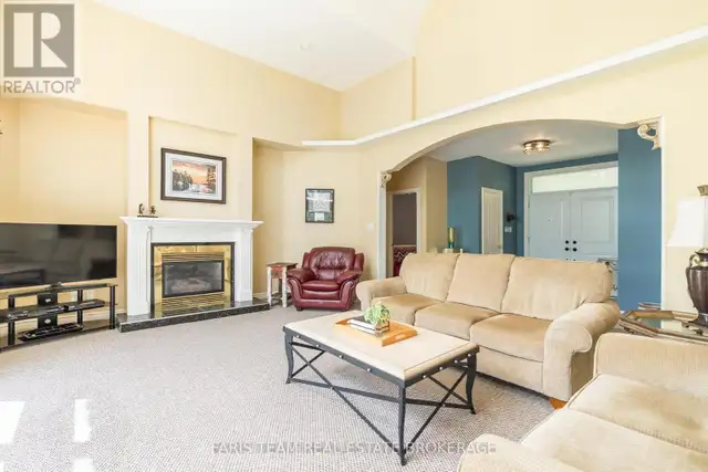 1037 ROCKCASTLE ROAD Gravenhurst (Morrison), Ontario in Houses for Sale in Muskoka - Image 18