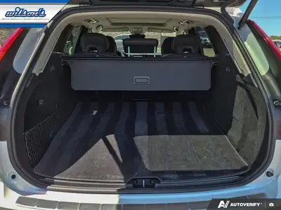 2022 Volvo XC60 Recharge Inscription Expression AWD | Plug-in, View more