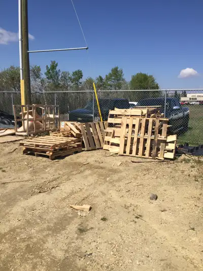 FREE WOODEN PALLETS FOR FIREWOOD OR HOME PROJECTS COME HELP YOURSELF TO THE NORTH WEST CORNER OF MGM...