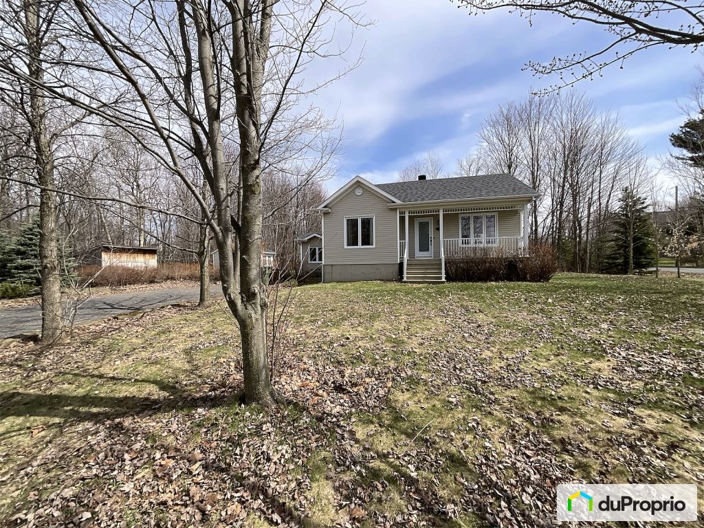 $465,000 - Bungalow in Drummondville (St-Joachim-De-Courval) — photo 1