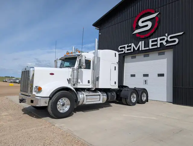 2019 PETERBILT 367 in Heavy Trucks in Kamloops - Image 2