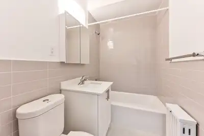For a limited time - sign a new lease with 1/2 month free rent in the 6th and 12th month! Terms and...