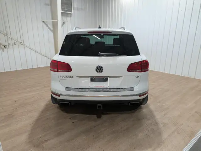 2015 Volkswagen Touareg 3.6L Comfortline Bluetooth | Heated S... in Cars & Trucks in Calgary - Image 7