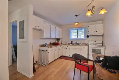 4 avec porte-patio dans le secteur de Neufchâtel Logement tout inclus avec entrée laveuse-sécheuse É...