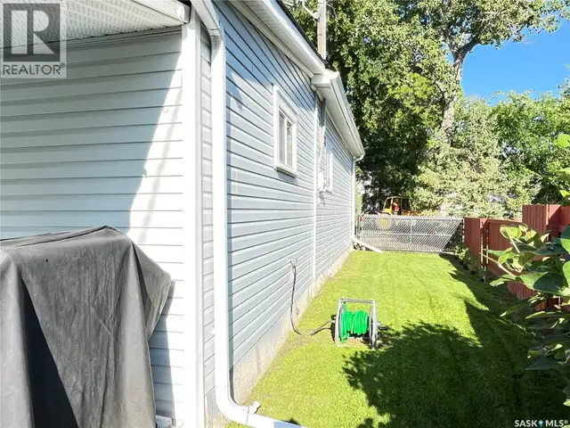 214 Marsh STREET Maple Creek, Saskatchewan in Houses for Sale in Swift Current - Image 8