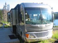 2007 FLEETWOOD PACE ARROW - PRIVATE SALE