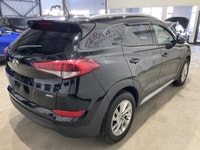 // JAMAIS ACCIDENTÉ! //Ce Hyundai Tucson 2017 AWD MAGS CAMERA RECUL CRUISE A/C BLUETOOTH offre une c... (image 3)