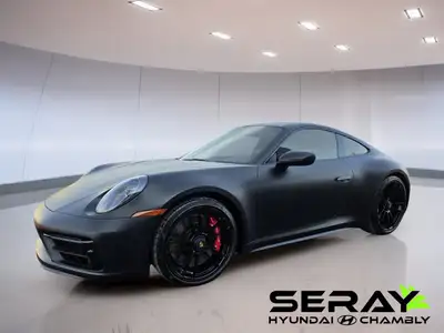 Porsche 911 Carrera 4 GTS coupé 2024 ...