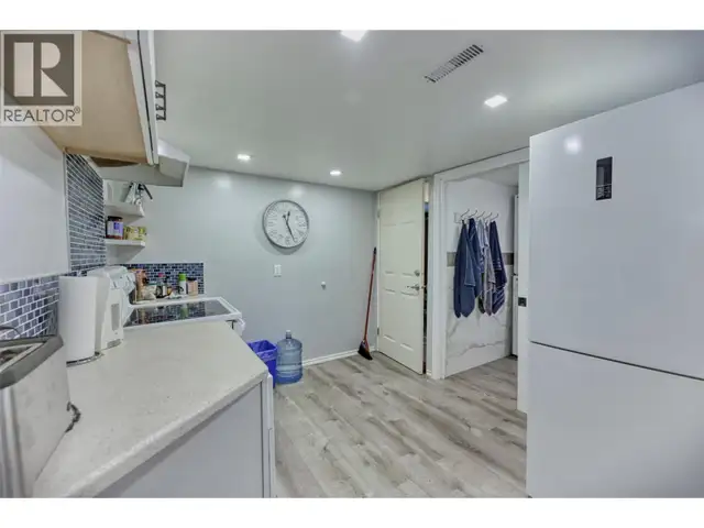 52 HARBOUR KEY Drive Osoyoos, British Columbia in Houses for Sale in Penticton - Image 21