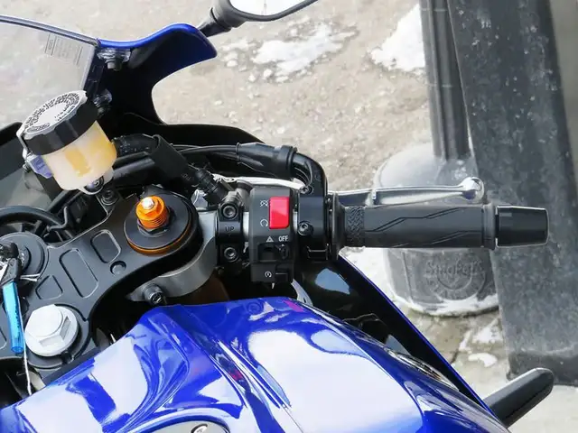 2025 Yamaha YZF-R7 in Sport Bikes in Cambridge - Image 16