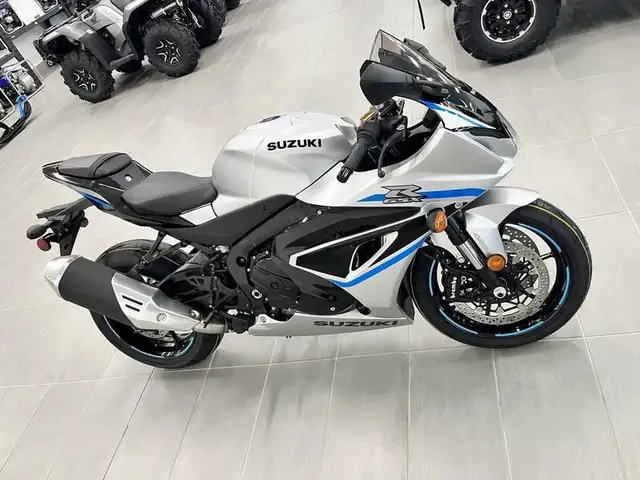 2025 Suzuki GSX-R1000A in Sport Bikes in St. Albert - Image 8