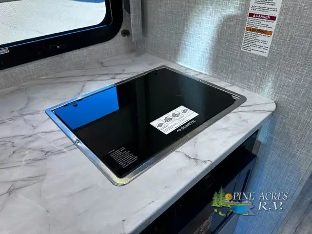 2024 Thor Motor Coach Gemini AWD 23TE Brand new ! Save Huge ! in RVs & Motorhomes in Moncton - Image 37