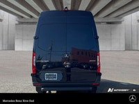 Mercedes-Benz Rive-Sud, la destination Mercedes-Benz par excellence. Bienvenue en première classe. D... (image 3)