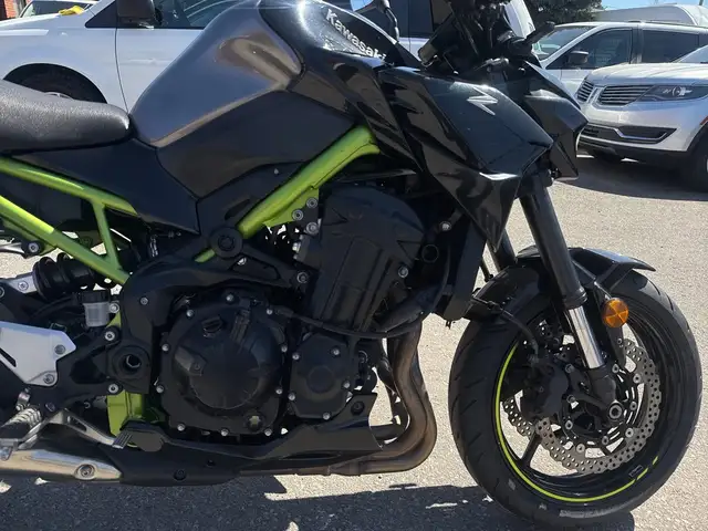 2020 Kawasaki Z900 ~ KAWASAKI Z900 ~ ABS ~ LOW KMS ~ NAKED SPORT in Street, Cruisers & Choppers in City of Toronto - Image 28
