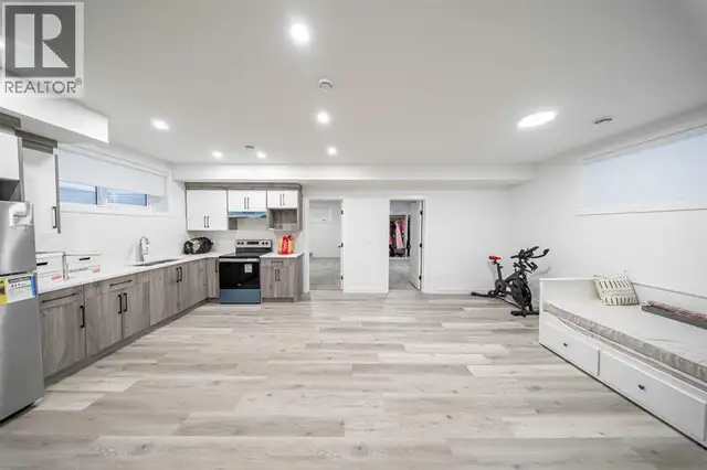 123 Saddlecrest Grove NE Calgary, Alberta in Houses for Sale in Calgary - Image 28