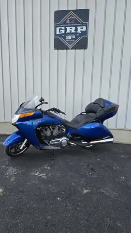 ONLY 1286 KMS FINANCING AVAILABLE OAC Displacement: 106 ci (1731 cc) Engine Type: Freedom 106/ 6 V-T...