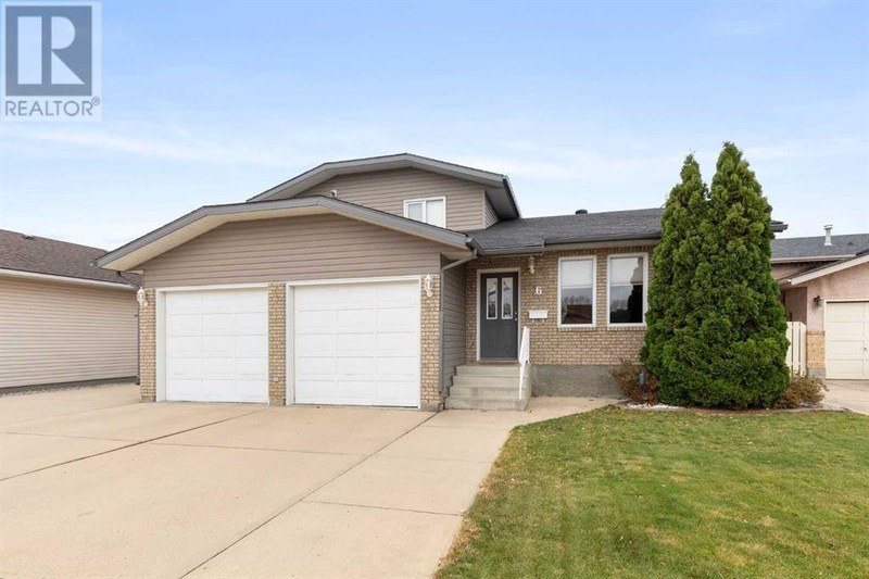 6 Southview Court SE Medicine Hat, Alberta Houses for Sale Medicine