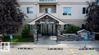 Welcome to this bright and spacious 2-bedroom, 2-bathroom open-concept condo in Hollick Kenyon Point...