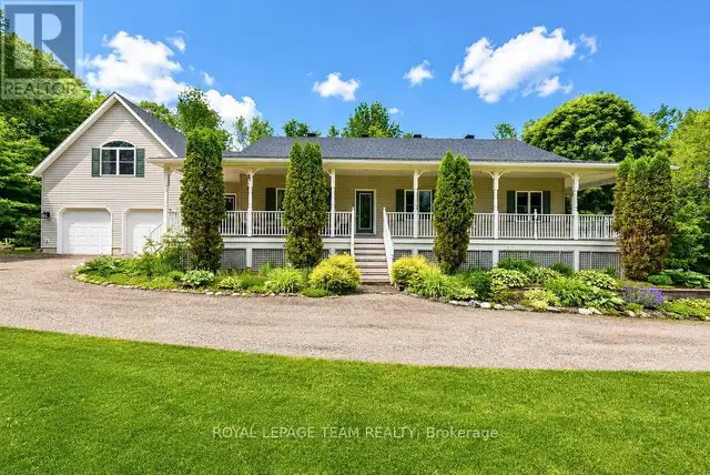 698 BARRYVALE ROAD Greater Madawaska, Ontario in Houses for Sale in Renfrew - Image 2