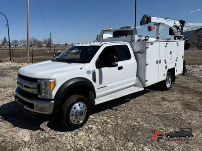 Countryside Fleet 2017 Ford F550 Extended Cab 4x4 Service Truck + 6.7L PowerStroke Diesel + 4x4 W/ A...