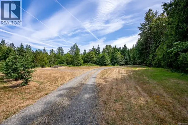 3840 SMALL Rd Courtenay, British Columbia in Houses for Sale in Comox / Courtenay / Cumberland - Image 14