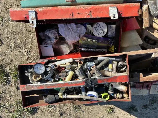 UNKNOWN MISC TOOLS in Heavy Trucks in Saskatoon - Image 7