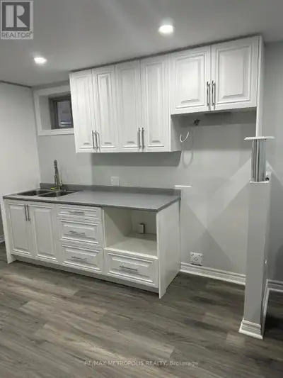 BSMT - 2508 HIBISCUS DRIVE Pickering, Ontario