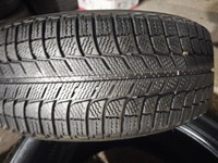 WINTER TIRE  FOUR 80% NEW MICHELIN 215/65R17 98T Markham / York Region Toronto (GTA) Preview