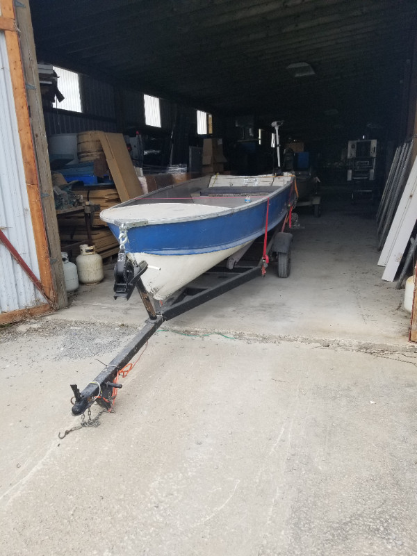 Fishing Boat & Trailer for sale Powerboats & Motorboats City of