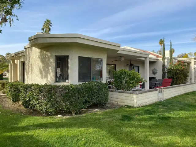 VACATION RENTAL IN CATHEDRAL CITY CALIFORNIA in California in Canada - Image 3