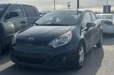 Welcome to Buy Direct Truck Centre. Enjoy practical value and smart features in this 2013 Kia Rio 4d...