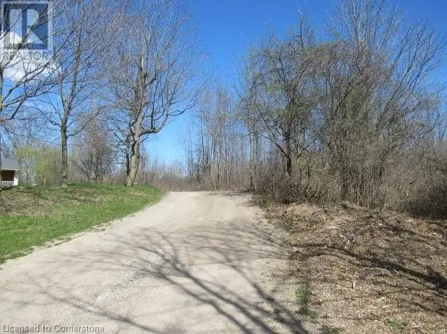 1525 SNAKE Road Burlington, Ontario in Land for Sale in Oakville / Halton Region - Image 3