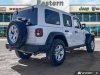 Alpine Premium Audio System | Apple CarPlay Capable | Heated Steering Wheel | Front Heated Seats | D... (image 4)