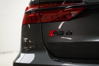 This Audi RS 6 Avant delivers a Twin Turbo Gas/Electric V-8 4.0 L/244 engine powering this Automatic... (image 7)